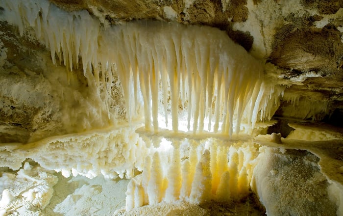 DH Villas - Frasassi caves